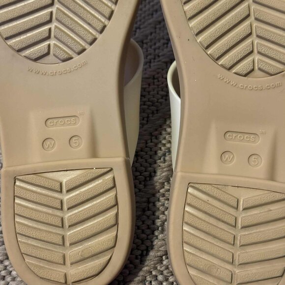 Crocs Tulum Sandals Women's Size 5 Beige/Taupe Rubber Flip Slides Thong Slip On - Picture 7 of 11